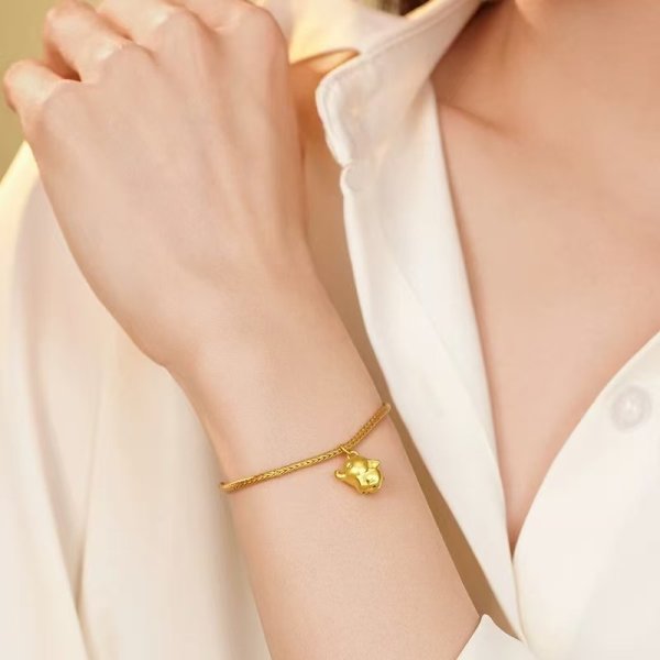 国际金价突破5400美元，消费者“以旧换新”有两种主流模式